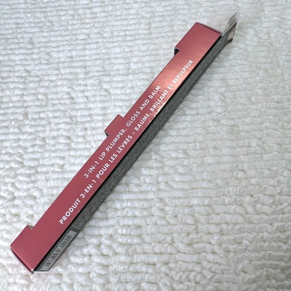 🎁Pick 5 for $25🎁 E.l.f. Pout Clout Lip Plumping Pen - Picture 3 of 7